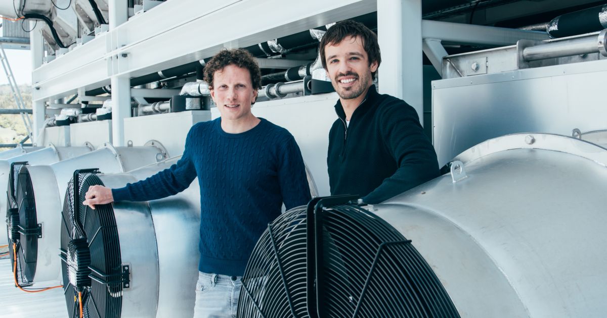 Alexander Flake Technology that reverses climate change receives global award | Ecohustler