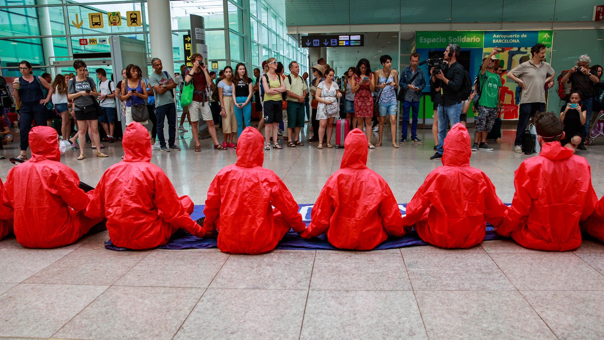 Resistance sparks at El Prat Airport