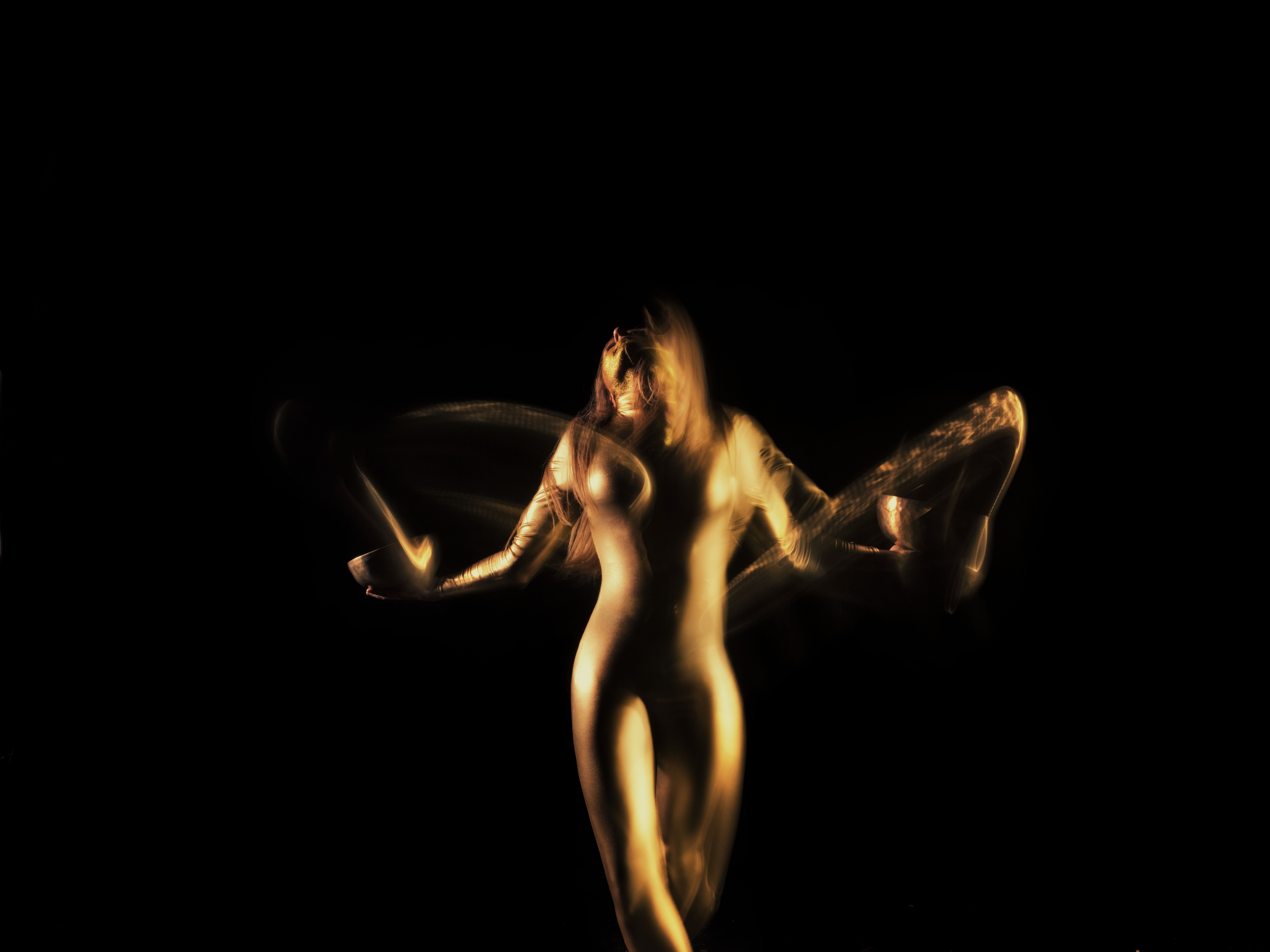 Rock n’ roll sound healer Tallulah Rendall brings you Liminal