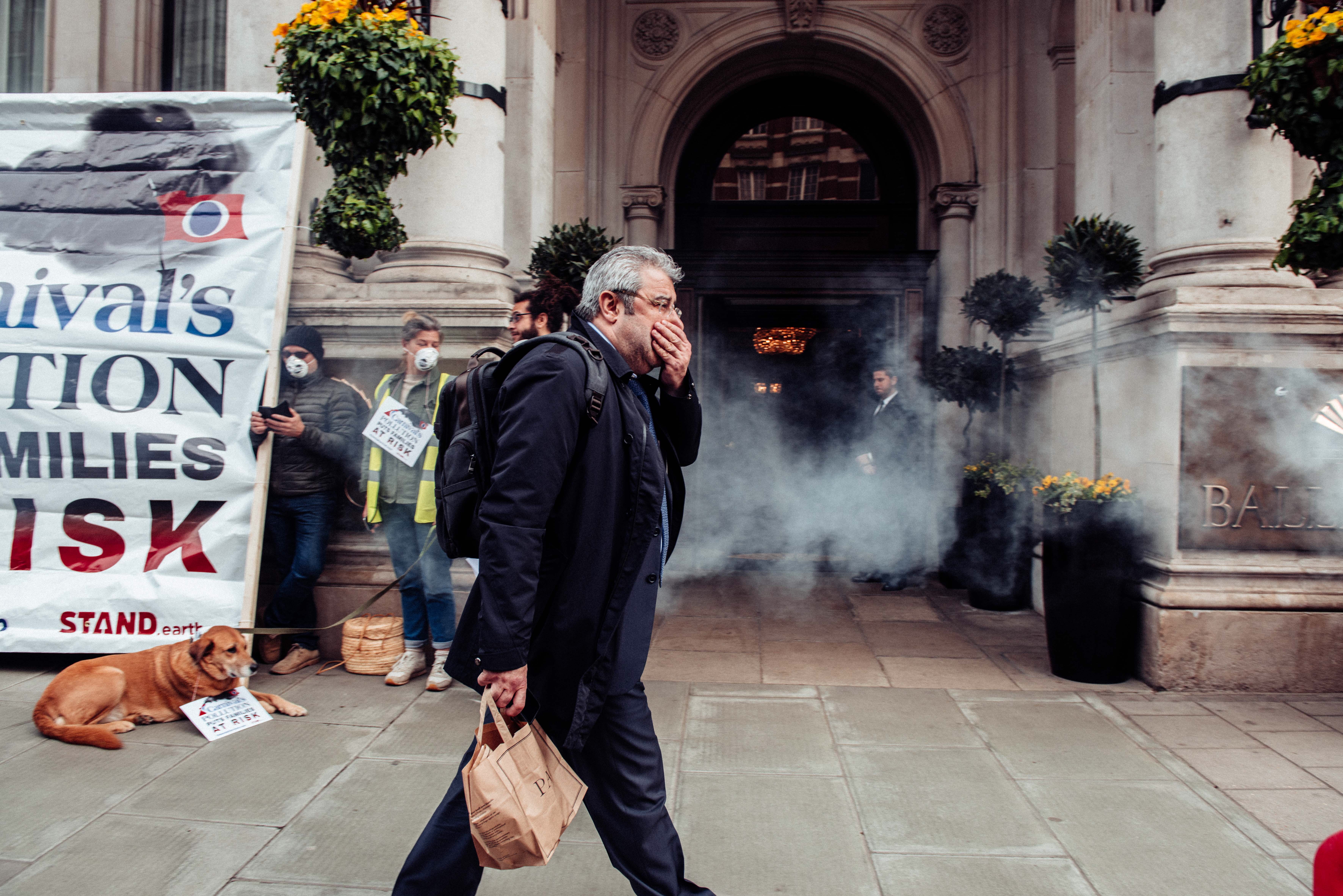 Protesters disrupt top corporate polluter Carnival Corporation's AGM in London