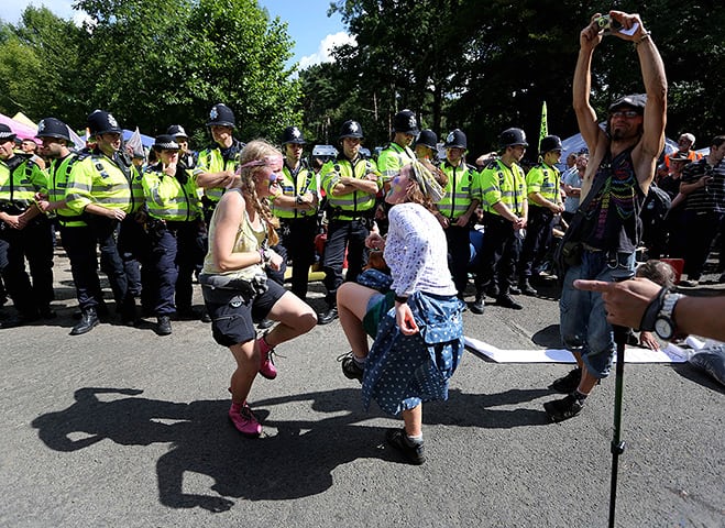 Block Around The Clock