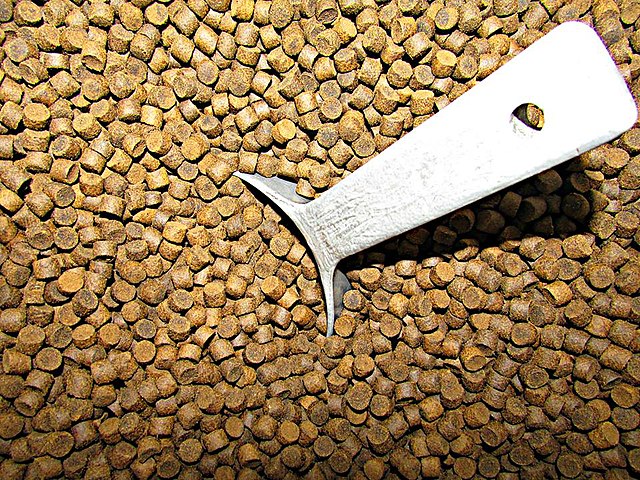 Fish food pellets - photo used under Creative Commons Attribution 2.0