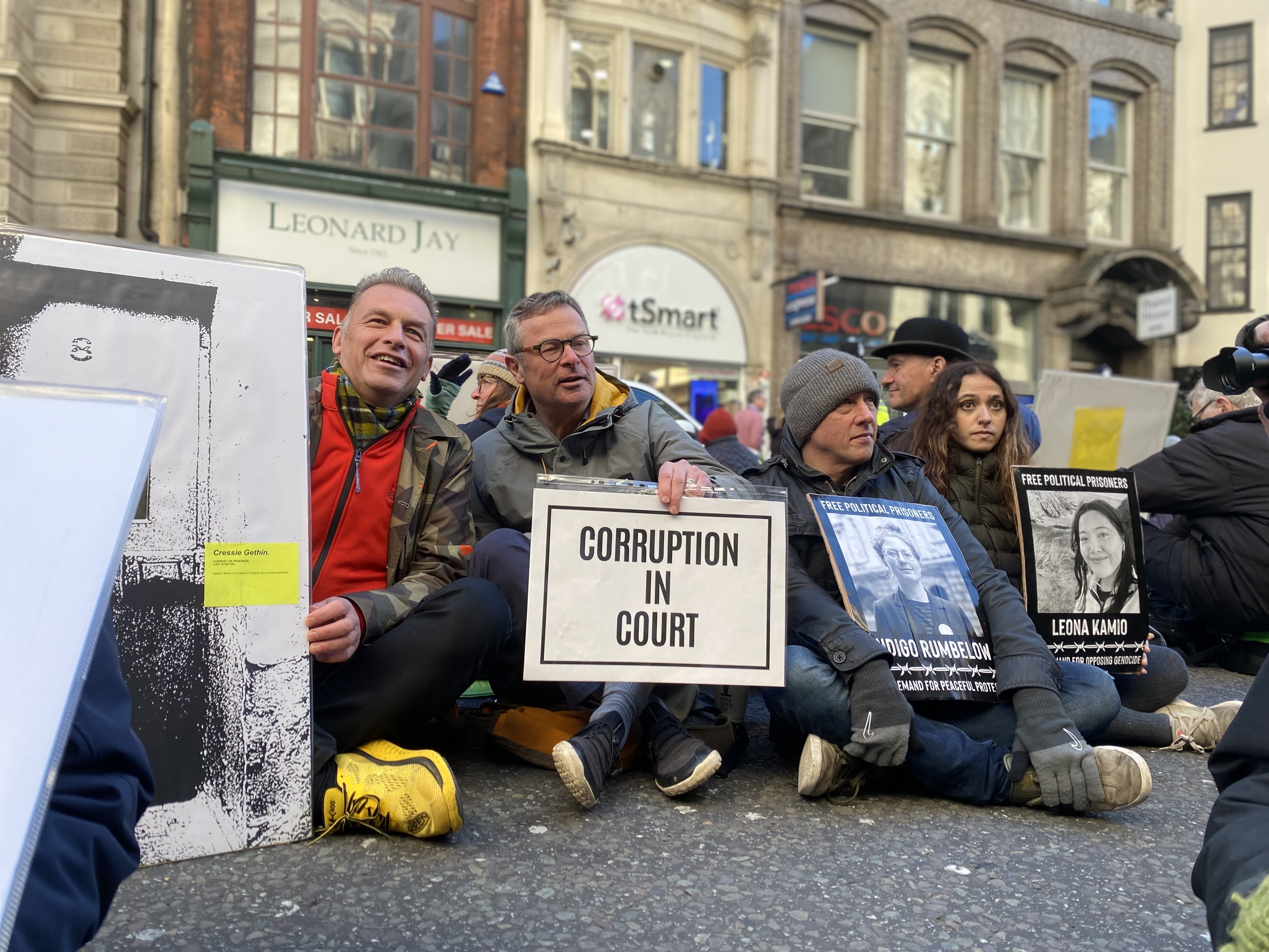 Corruption in court!