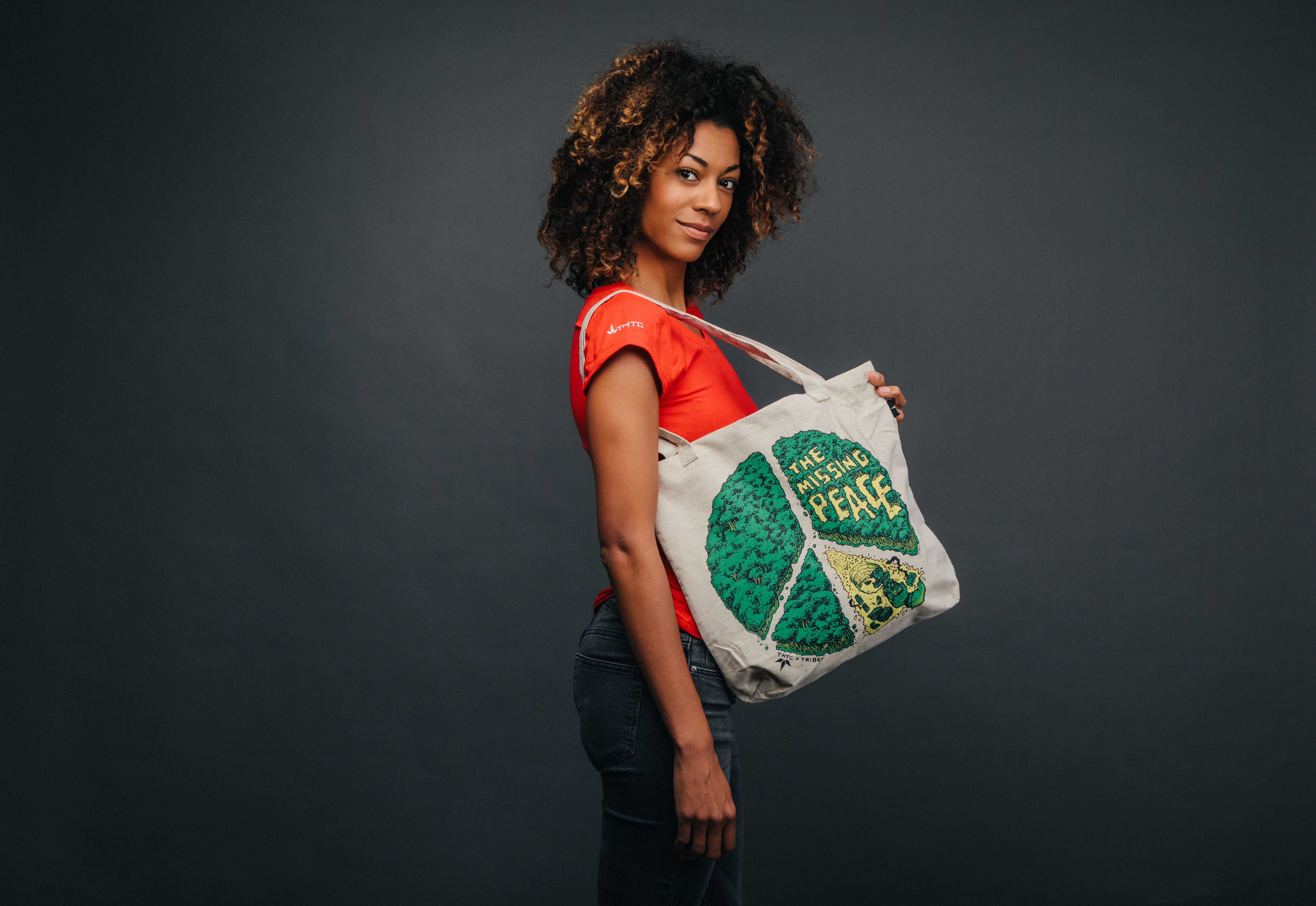 New hemp, street art tote bags call for a better world