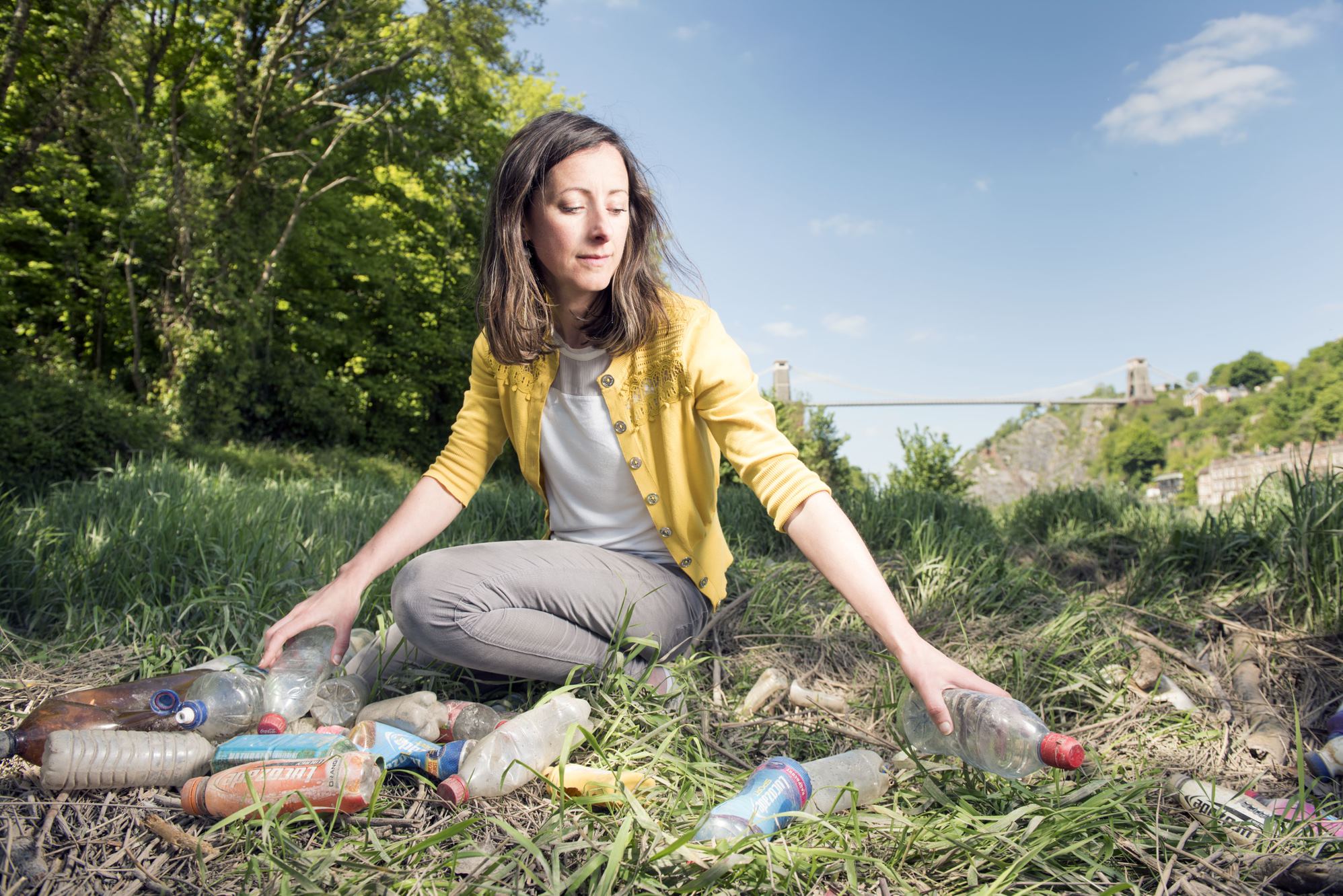 Widespread public support backs expert calls for more Government action on plastic