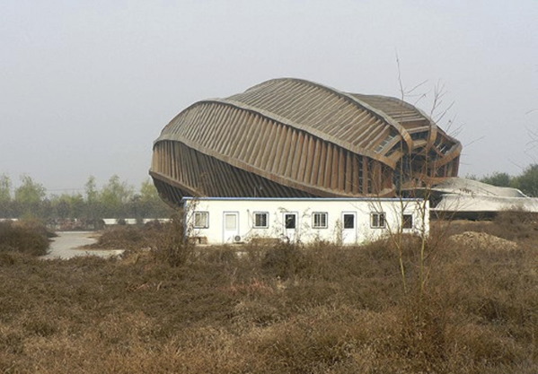 The deserted ‘bird’s nest’ of Wanzhuang eco-city Exhibition Centre. Via ScienceDirect